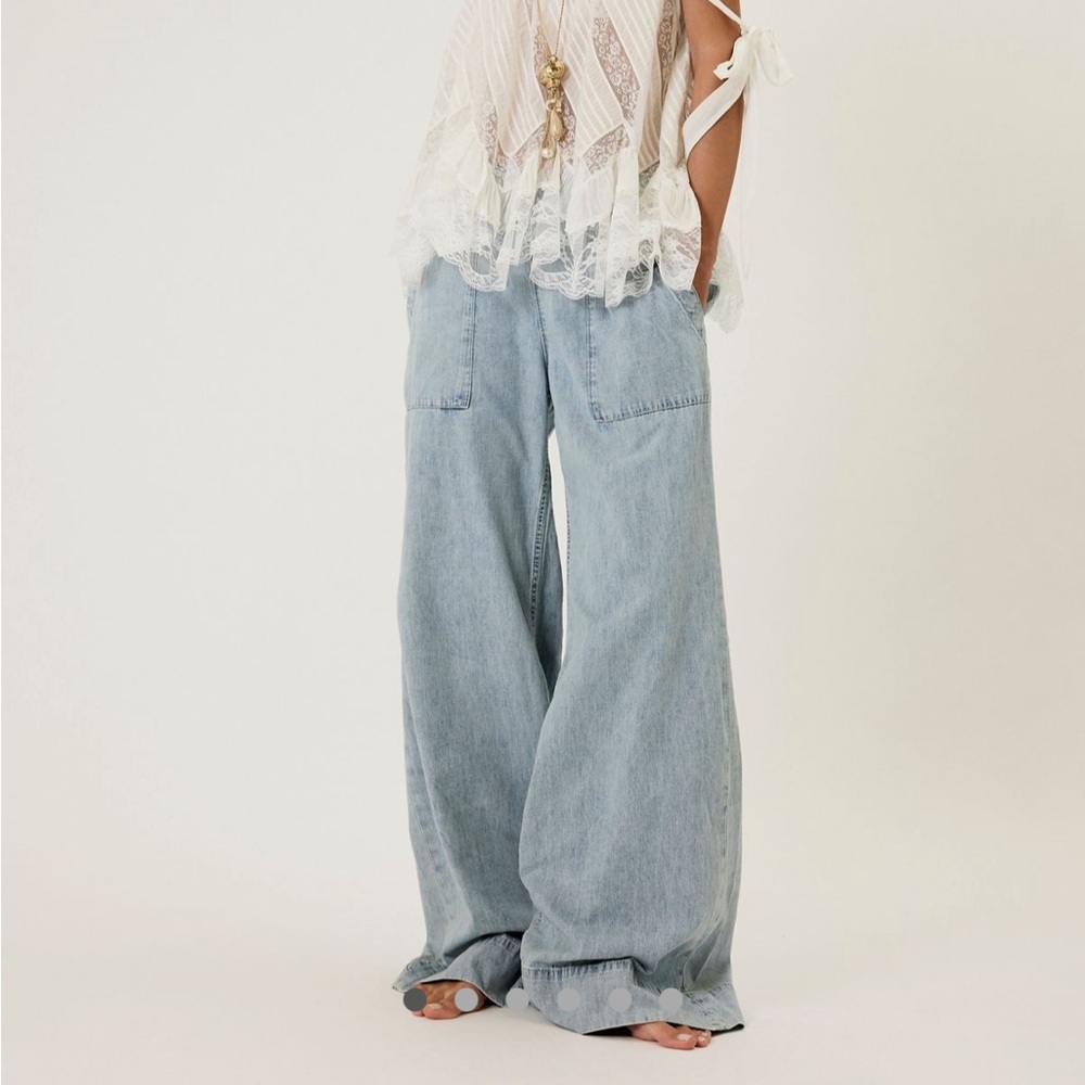 Free People We the Free Breezy Denim Pull-On Jeans Size Small